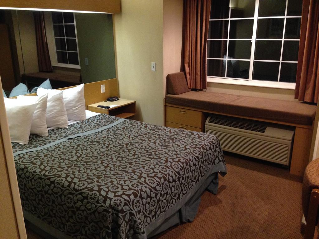 Hotel Days By Wyndham 2*