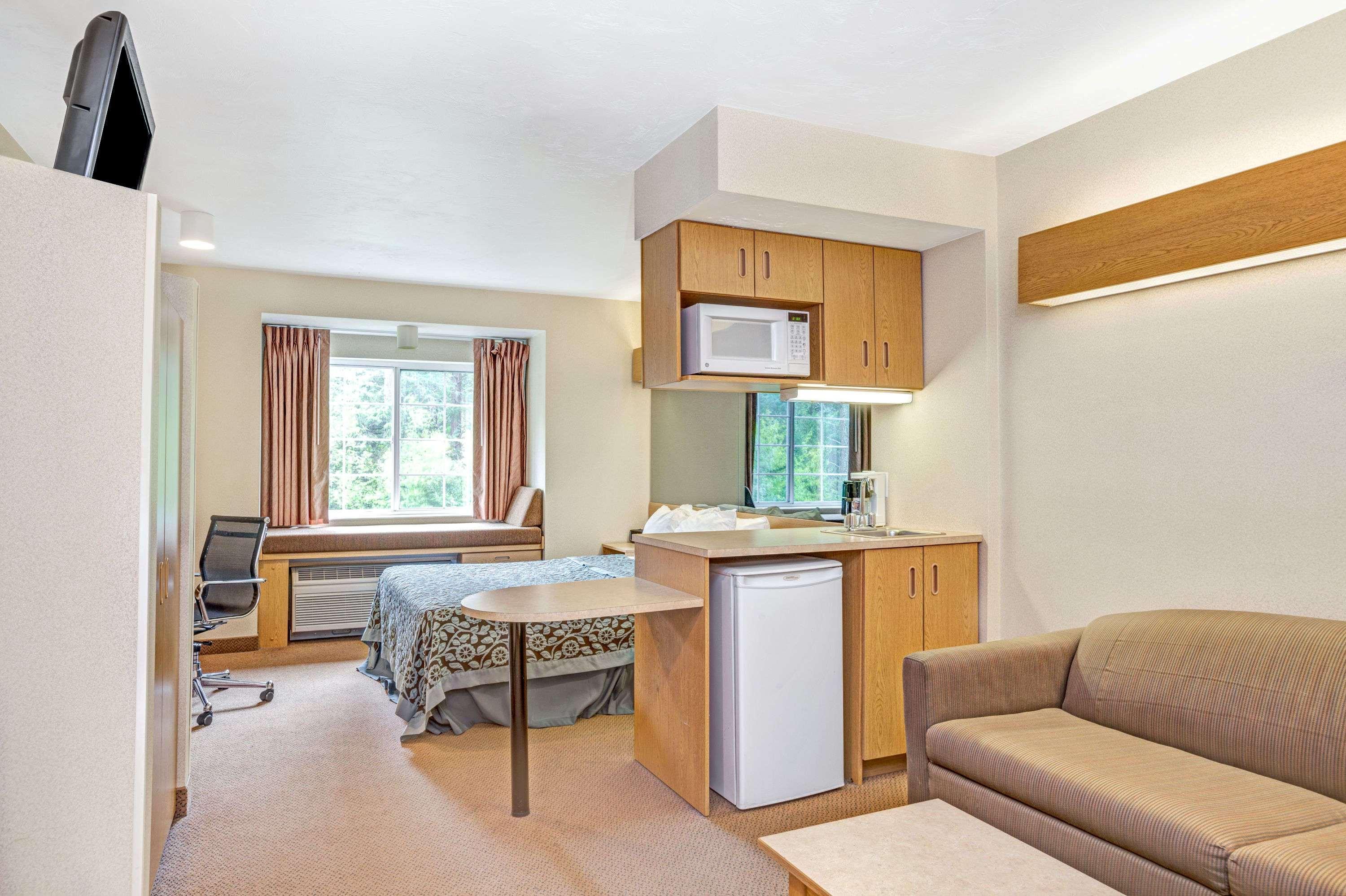 Hotel Days By Wyndham Sturbridge