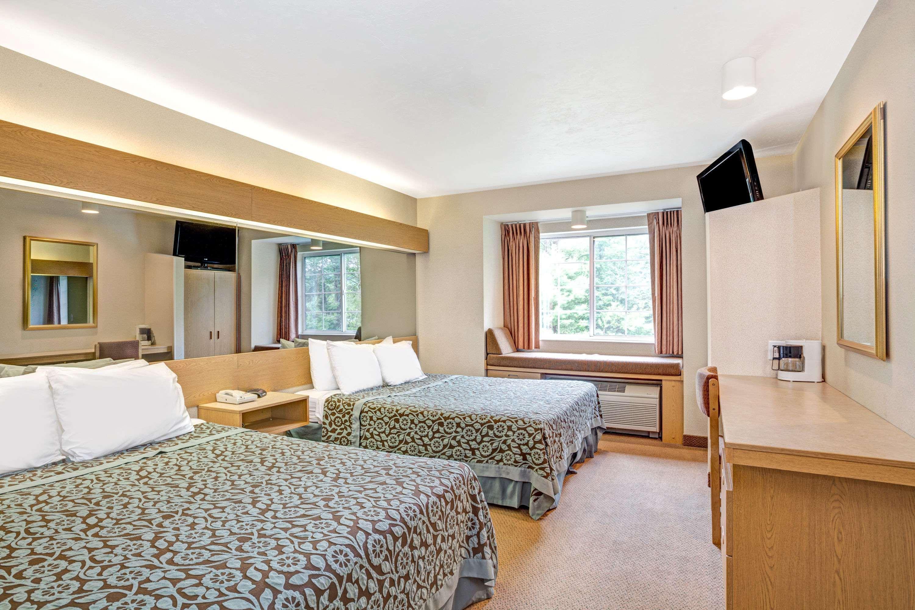 Days By Wyndham Hotel 2*
